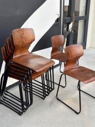 ドイツ Pagholz製 スタッキングチェア(在庫8)